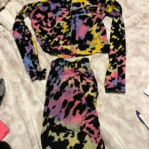 2 piece crop top hoodie and pants outfit